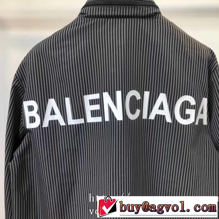 パーカー バレンシアガ BALENCIAGA 秋トレンドの新定番  2019秋のファッショントレンドはこれ