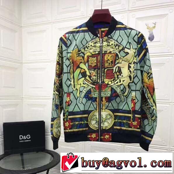 注目の秋ファッション一番 ドルチェ＆ガッバーナ Dolce&Gabbana 人気ブランドの秋冬新色 ハーフコート 2019秋冬トレンド押さえておきたい