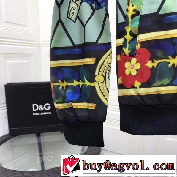 注目の秋ファッション一番 ドルチェ＆ガッバーナ Dolce&Gabbana 人気ブランドの秋冬新色 ハーフコート 2019秋冬トレンド押さえておきたい