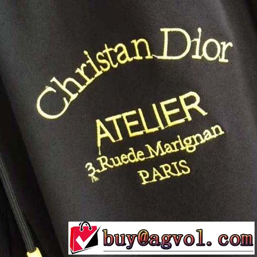 とにかく完璧ブランド新作 ディオール秋服コーデ2019年版  DIOR 大胆なチェックの人気トレンド 上下セット秋にはやる最新作を先取り