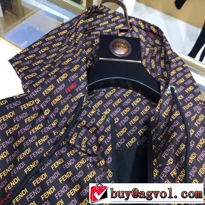 上下セット おしゃれなファッションコーデ フェンディ秋冬にお世話になる定番  FENDI 2019トレンド秋冬おすすめ安い