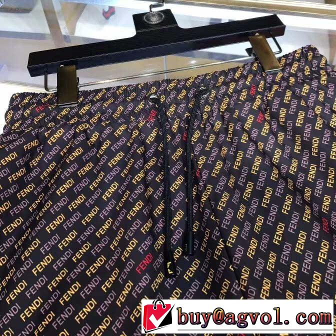 上下セット おしゃれなファッションコーデ フェンディ秋冬にお世話になる定番  FENDI 2019トレンド秋冬おすすめ安い