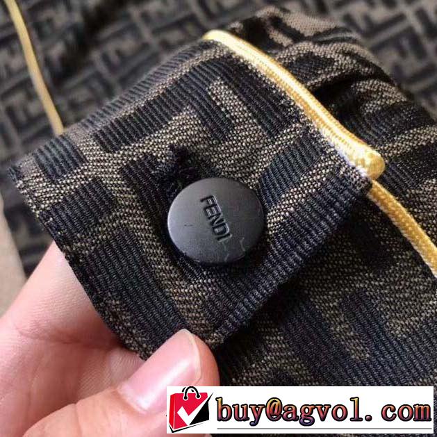 ハーフコート 優しいのに存在感 毎日はちょっとイイ秋冬新品 フェンディ【2019秋冬】今きてる最先端ブランド FENDI