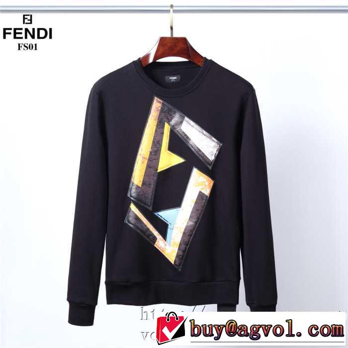 2020秋冬流行ファション  フェンディ FENDI プルオーバーパーカー 2色可選 絶妙な大人っぽさと遊び心
