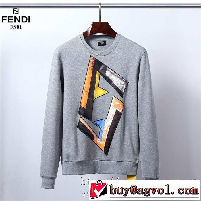 2020秋冬流行ファション  フェンディ FENDI プルオーバーパーカー 2色可選 絶妙な大人っぽさと遊び心