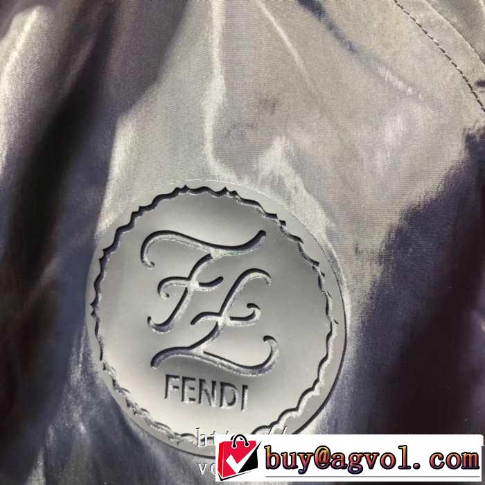 【最新】2019年秋冬のトレンド速報 フェンディ FENDI ブルゾン 注目の秋ファッション一番