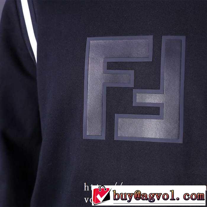 プルオーバーパーカー 着心地もなめらかで快適 2019-20秋冬トレンドファッション フェンディ FENDI