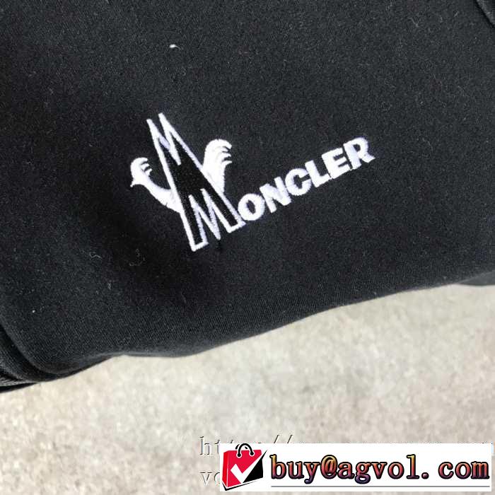 上下セット 2019-20秋冬トレンドファッション おすすめする注目トレンド モンクレール MONCLER