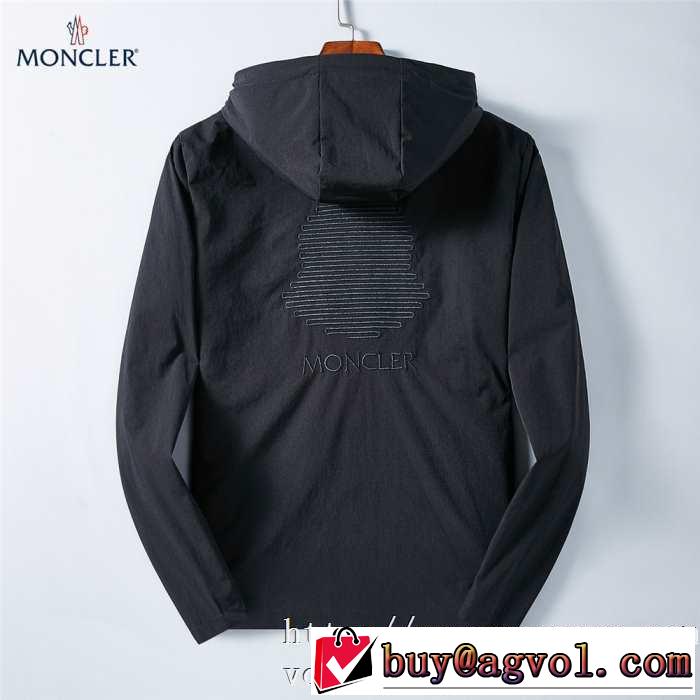 モンクレール MONCLER フード付きコート 2019?2020秋冬流行色紹介 大胆なチェックの人気トレンド