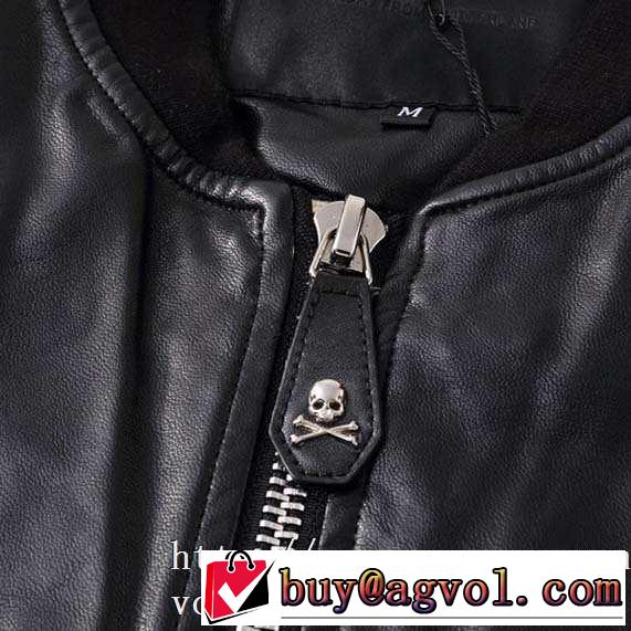フェイクファー製のコート フィリッププレイン PHILIPP PLEIN 秋服コーデ2019年版 最新トレンドコーデおすすめ