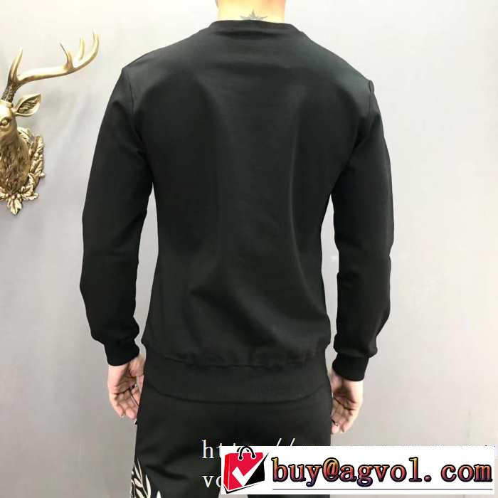 フィリッププレイン PHILIPP PLEIN  プルオーバーパーカー 絶妙な大人っぽさと遊び心 【2019秋冬】の注目トレンド