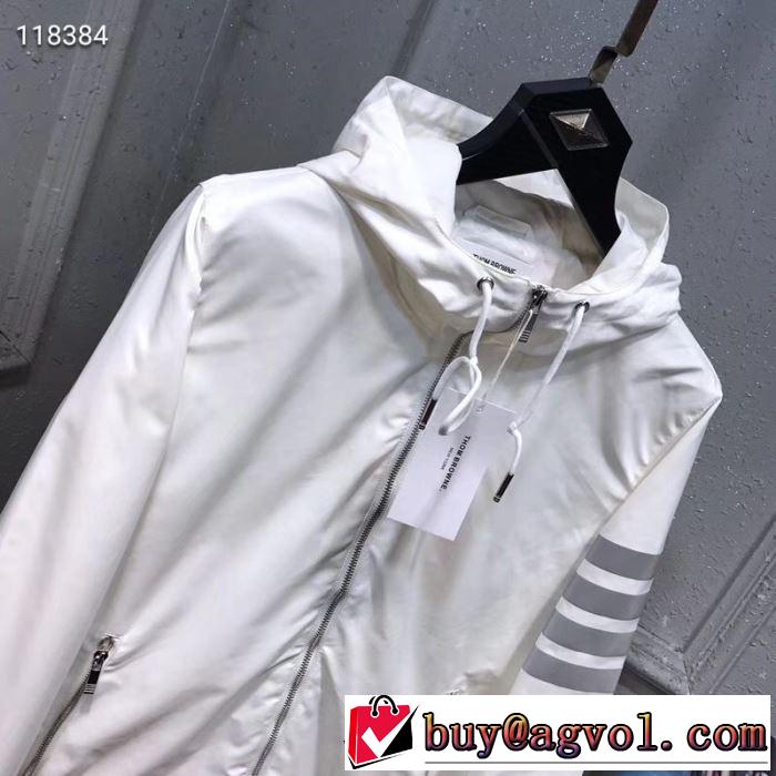 2019秋冬トレンド トムブラウン 服 通販 THOM BROWNEスウェット パーカー 軽い着心地 大人カジュアルスタイル コットン