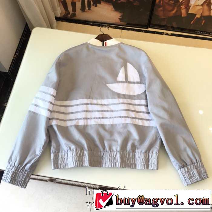 秋冬コレクション定番色トムブラウン パーカー おすすめTHOM BROWNE安いコピースウェットセットアップ4-BAR SWIM-TECH BOMBER