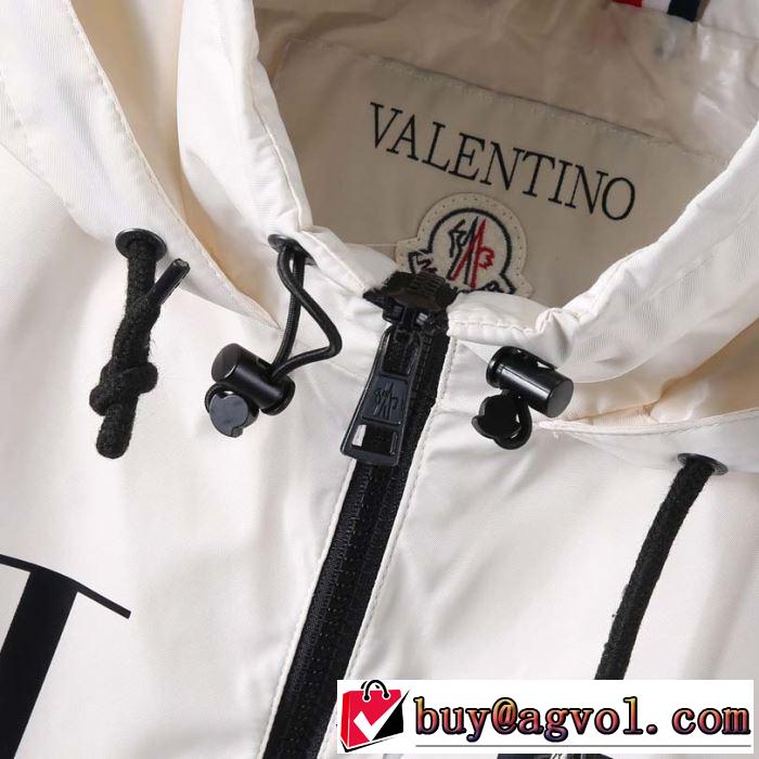 春夏のトレンドアイテム ヴァレンティノ VALENTINO フード付きコート 2色可選 2019春夏の大注目トレンド