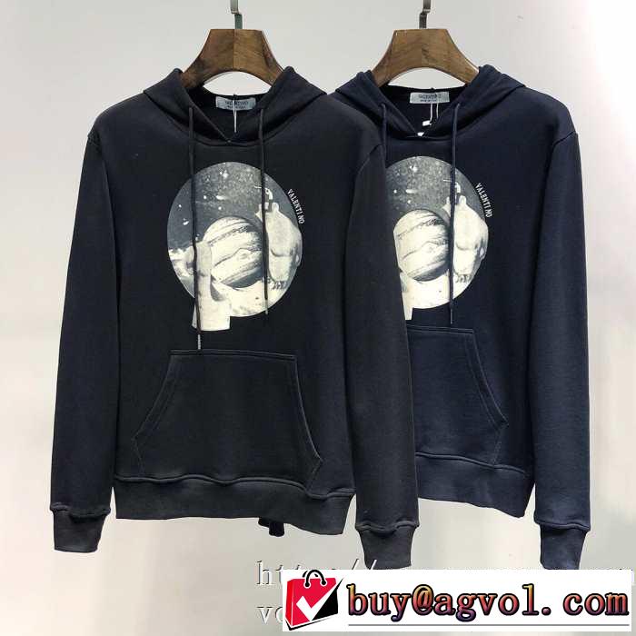 パーカー激安通販ヴァレンティノ スーパーコピー Valentino メンズ ファション コットンウェア オシャレ 秋冬 スウェットコーデ