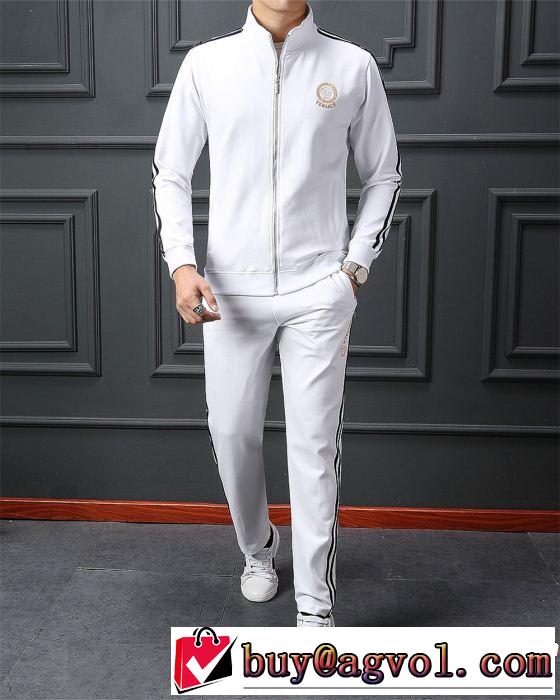2019春夏の大注目トレンド ヴェルサーチ新作限定早い者勝ち VERSACE 上下セット