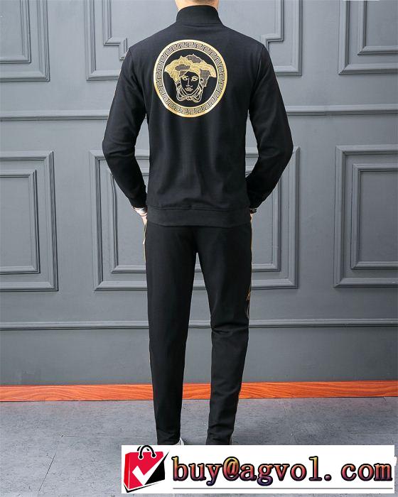 2019夏ファション新品 ヴェルサーチ馴染みやすいスタイル美品 VERSACE 上下セット2色可選