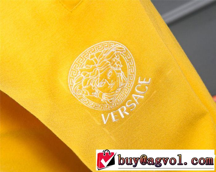 ヴェルサーチ最も目立ったブランド新品 VERSACE 上下セット 2019年最新ファッション