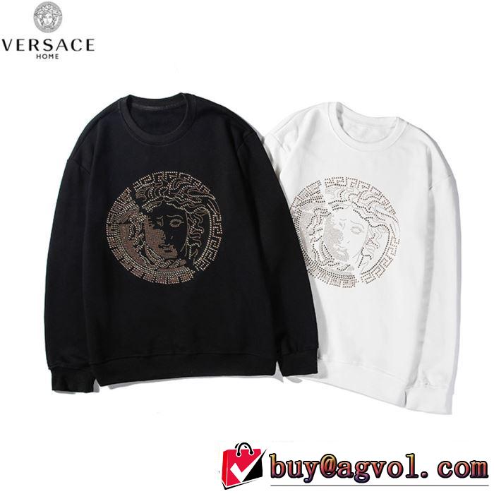 ヴェルサーチVERSACE プルオーバーパーカー 2色可選 2019春夏も引き続きトレンド 高級感が好評です