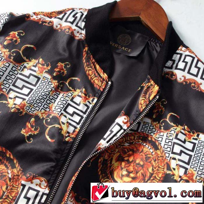 ヴェルサーチVERSACE ブルゾン 2019春夏のトレンド新商品 一押し注目ブランドファション