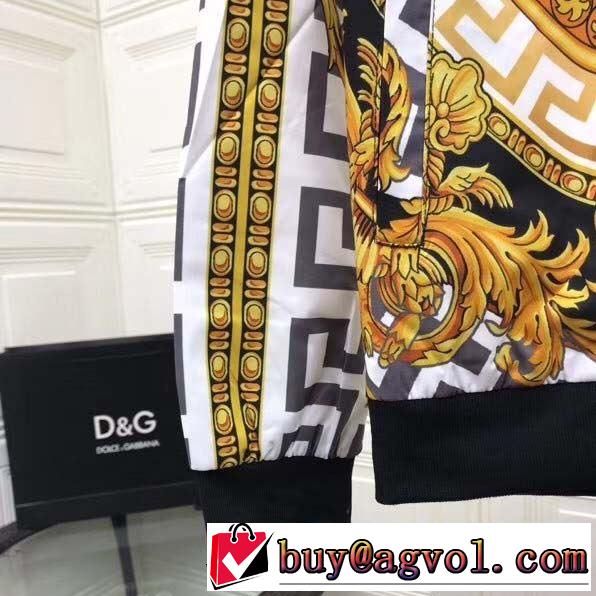 2019春夏の大注目トレンド 夏にぴったり限定アイテム ヴェルサーチVERSACE ブルゾン