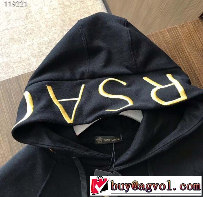 今季は特に注目ファション 大人カジュアル夏ファッション2019 ヴェルサーチVERSACE パーカー 2色可選