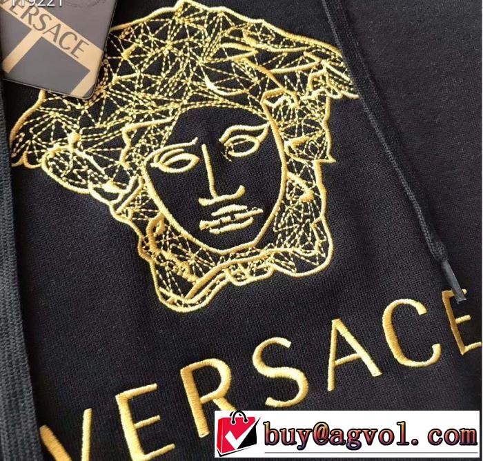 今季は特に注目ファション 大人カジュアル夏ファッション2019 ヴェルサーチVERSACE パーカー 2色可選