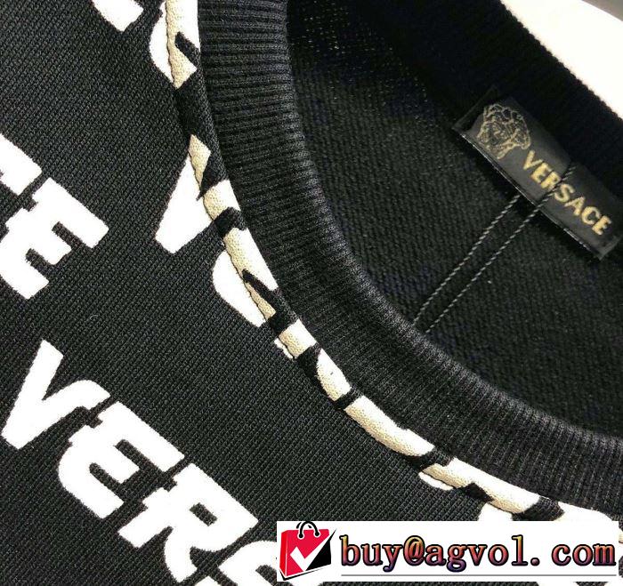 2019年の春夏に着たい ヴェルサーチVERSACE プルオーバーパーカー 2色可選 今シーズン人気のアイテム