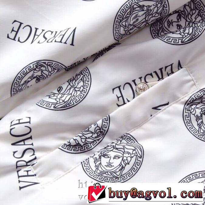 今年の流行りファション ヴェルサーチ VERSACE ブルゾン 2色可選 2019-20秋冬取り入れやすい