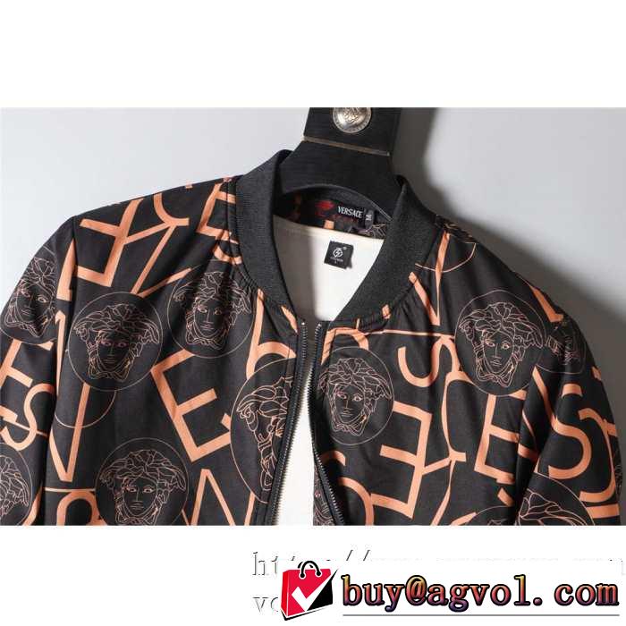 毎日はちょっとイイ秋冬新品 ヴェルサーチ VERSACE ブルゾン 2019-20秋冬トレンドファッション