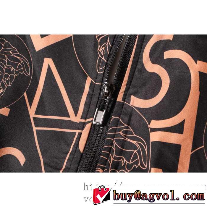 毎日はちょっとイイ秋冬新品 ヴェルサーチ VERSACE ブルゾン 2019-20秋冬トレンドファッション