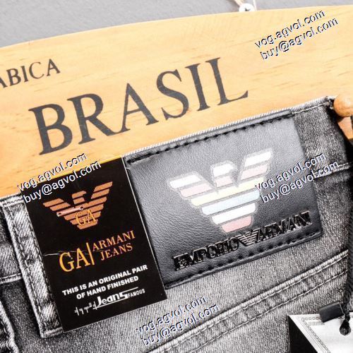  デニムパンツ ARMANIスーパーコピー 代引 上品上質 2020AW  一味違うデニム 