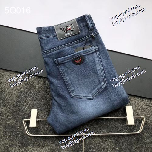  コーデに合わせやすい  2020AW アルマーニスーパーコピー  デニムパンツ  高級感ある
