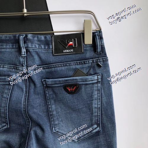  コーデに合わせやすい  2020AW アルマーニスーパーコピー  デニムパンツ  高級感ある