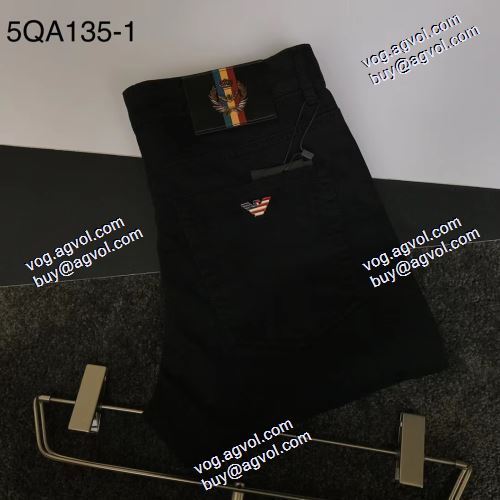  人気商品登場 2020AW  本格なデニム地  デニムパンツ ARMANIブランド コピー