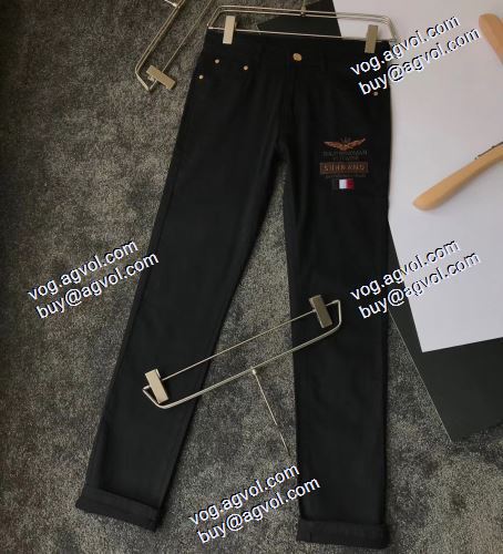 人気商品登場 2020AW  本格なデニム地  デニムパンツ ARMANIブランド コピー