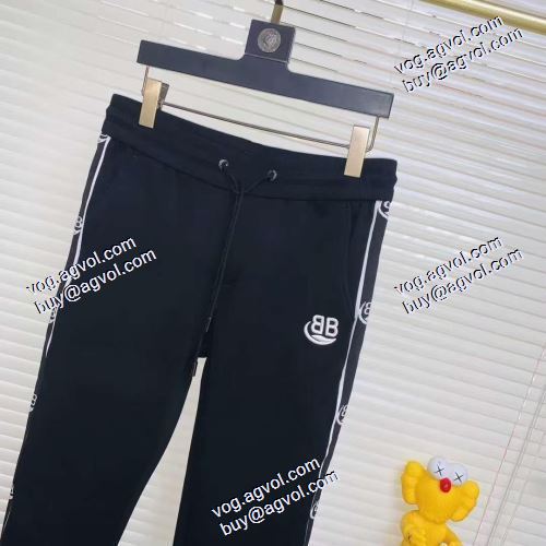  こだわりのオリジナルデニム デニムパンツ 2020AW バレンシアガコピー激安 2色可選 人気新品★超特価★ 