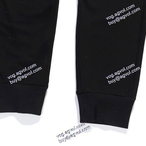  2020AW  履き心地よい デニムパンツ バーバリーブランド コピー 上品上質 