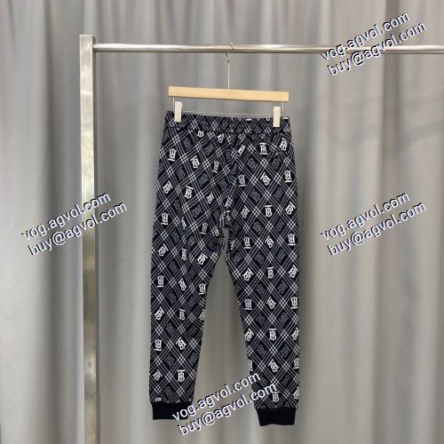  
長く愛用できる BURBERRYスーパーコピー 代引 窮屈感はゼロ 2色可選 デニムパンツ 2020AW 