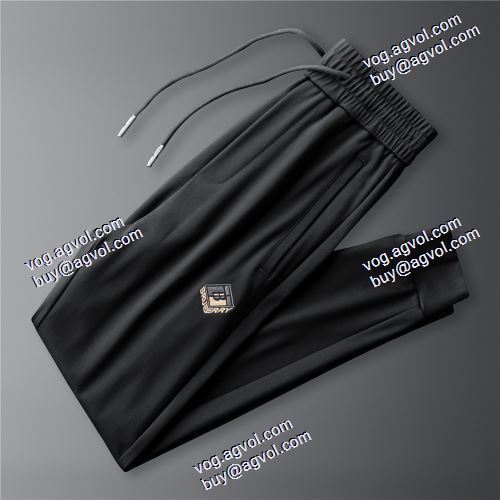  バランス良い  2020AW   海外セレブ愛用 デニムパンツ BURBERRYブランドスーパーコピー