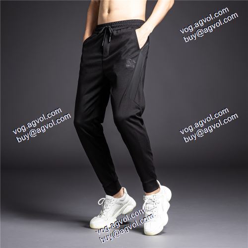  スタイルアップ効果 デニムパンツ 今買い◎得  2020AW バーバリー偽物ブランド 