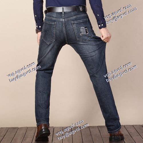  サイズ豊富 デニムパンツ  動きやすさの叶えた  2020AW バーバリーコピー ブランド