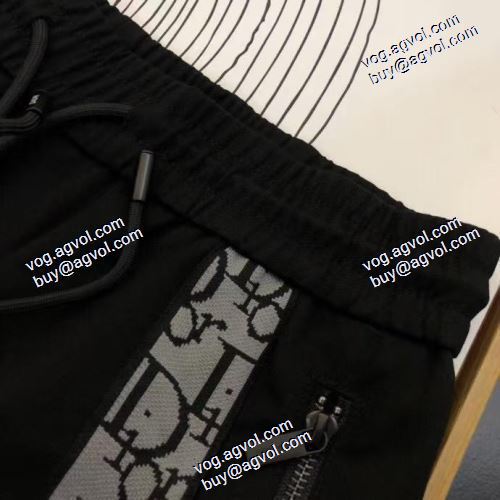  
オリジナル デニムパンツ DIORスーパーコピー シンプル 2020AW ディオールスーパーコピー 