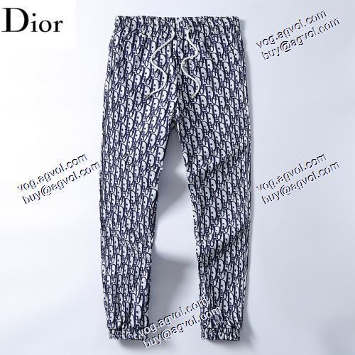  
絶妙なルーズ感 2020AW  DIORブランド コピー 高級感ある  デニムパンツ