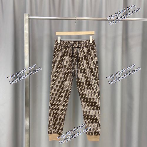  魔法のデニム 2020AW フェンディスーパーコピー 激安 海外セレブ愛用 デニムパンツ  FENDIブランド 偽物 通販