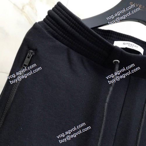  GIVENCHYブランド 偽物 通販 個性的なデザ 2020AW ジバンシィコピー ブランド  機能性?耐久性抜群 デニムパンツ