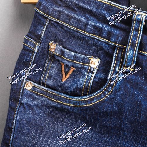  
着回しOK ルイ ヴィトンブランド 偽物 通販 風合いが出る デニムパンツ 2020AW  LOUIS VUITTONコピー