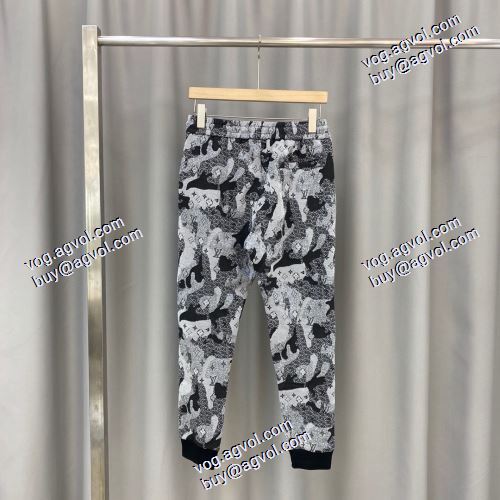  
ルイ ヴィトンコピー デニムパンツ 個性的なデザ 2020AWLOUIS VUITTONブランド 偽物 通販 魔法の