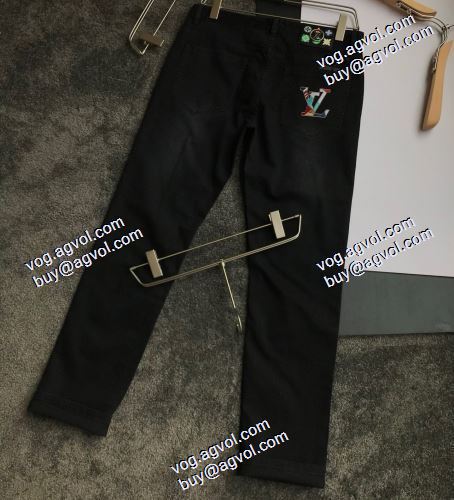  デニムパンツ ルイ ヴィトンブランドスーパーコピー 極上デニム 2020AW 上品上質  