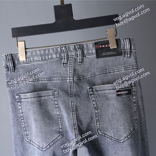  
人気新品★超特価★ 2020AW PRADAスーパーコピー 激安 デニムパンツ プラダコピー レッグラインを引き締めてくれる 